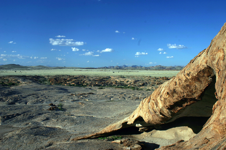  Dune superficie de 50000km, le <i>namib</i> Naukluft a t class parc national en 1979.