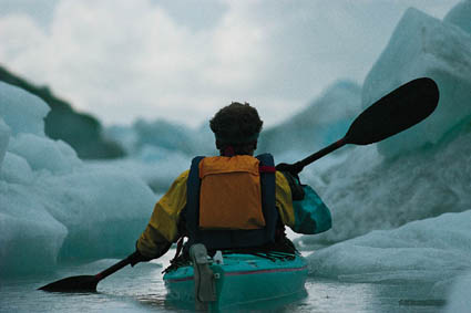 meric Fisset en kayak de mer dans le fjord LeConte.