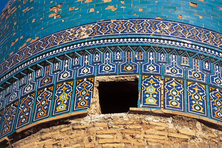 Coupole du mausole de Touman-Aqa (1405). Chakh-i Zindeh, Samarcande.